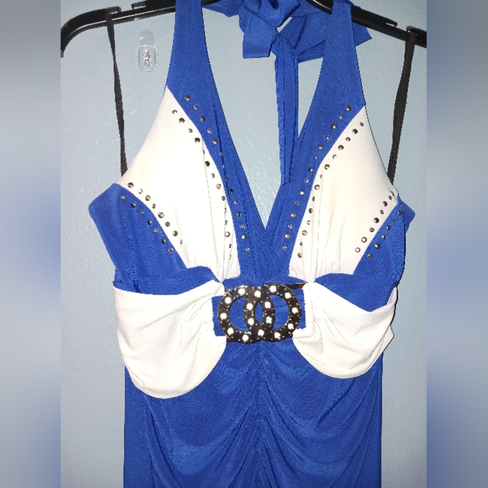 Dress - Picture 4 of 6